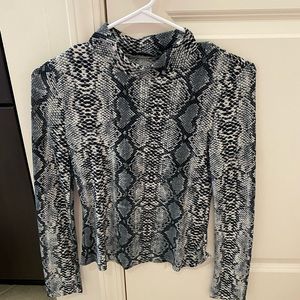 Snakeprint Longsleeve Top